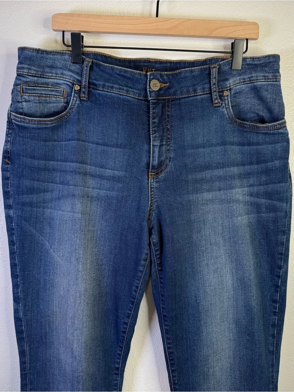Kut from the Kloth Womens Boot Cut Cotton Denim Jeans Medium Blue Wash Size 16W